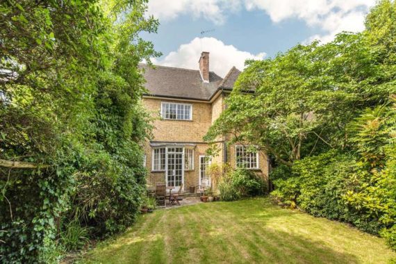 4&nbsp;Bedroom&nbsp;Semi-Detac...